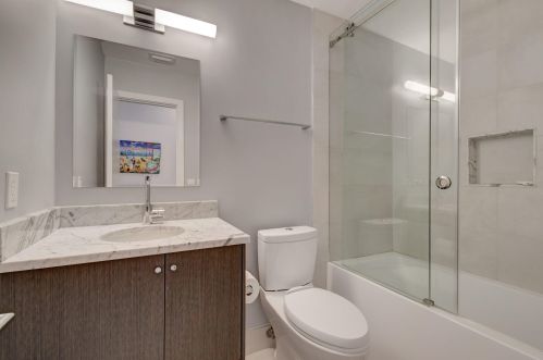 134 Harbor Cir, Delray Beach FL  33483-8005 exterior