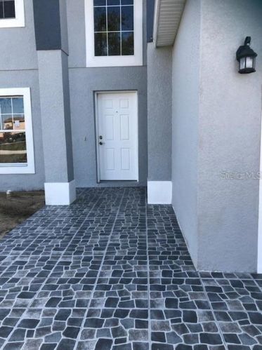 2073 Pecos Dr, Kissimmee, FL 34759-6014
