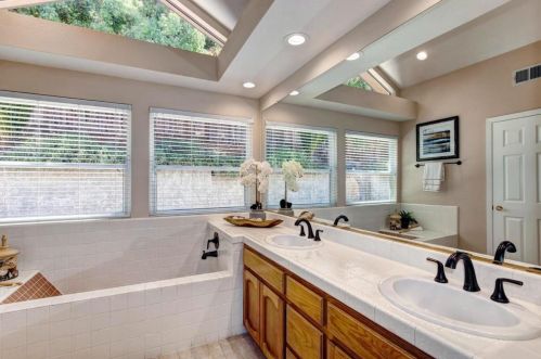 244 Silberhorn Dr, Folsom CA  95630-6743 exterior