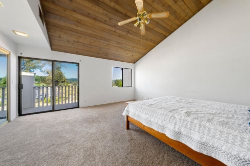 127 Rockwood Dr, Grass Valley CA  95945-5636 exterior