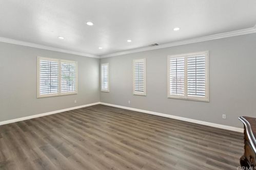 10962 Bay Shore St, Victorville, CA 92392-4822