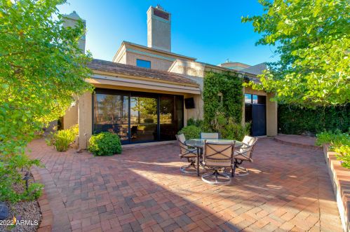 4735 65th St, Scottsdale AZ 85253-1886 exterior