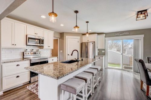 2953 95th St, Milwaukee WI  53227-3613 exterior