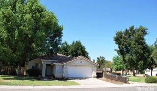 1633 Bailey Dr, Ripon, CA 95366-3106