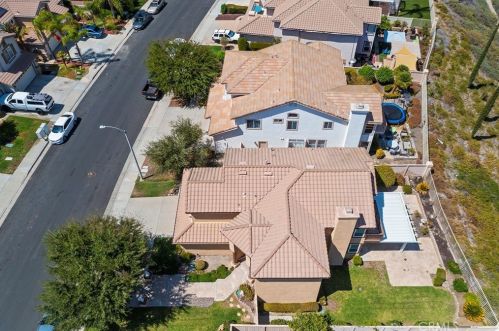 7 Villa Valtelena, Lake Elsinore CA  92532-0110 exterior