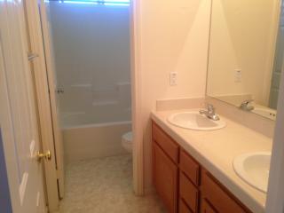 31233 Sunningdale Dr, Temecula CA  92591-3994 exterior