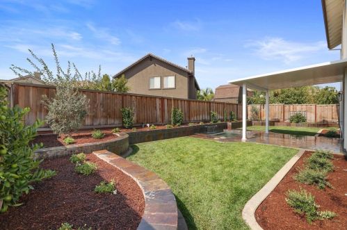 636 Stetson Dr, Valley Home CA  95361-8691 exterior