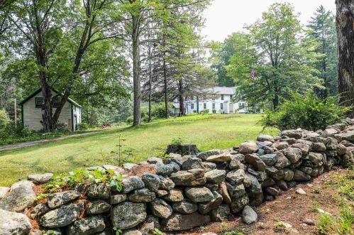 42 Blackman Rd, Chichester, NH 03258-6101