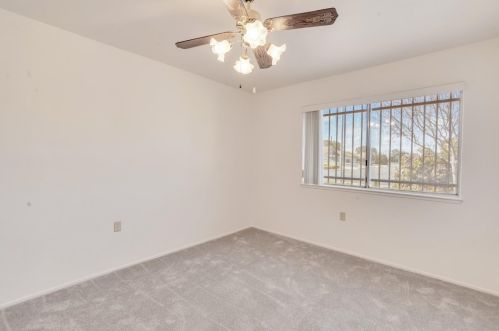 754 Meadowlark Ave, Los Banos CA  93635-3020 exterior