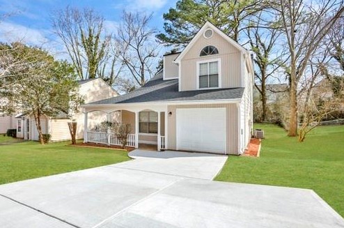 1052 Autumn Crest Dr, Stone Mountain GA  30083-5153 exterior