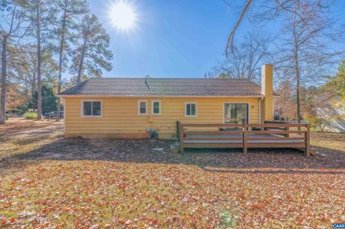 20 Loblolly Rd, Bybee VA  22963-3021 exterior