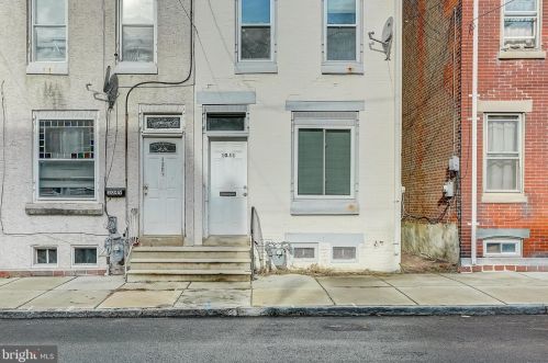 1051 Powell St, Norristown PA  19401-3817 exterior