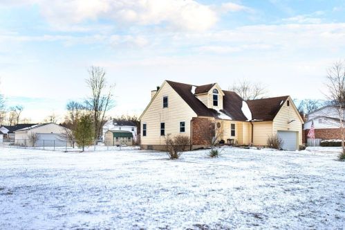 308 Judd Rd, Amelia, OH 45102-1165