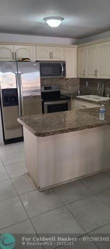 3605 13 Ave, Hialeah FL  33012-4822 exterior