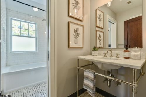 134 Maplewood Ave, Maplewood NJ 07040-1233 exterior