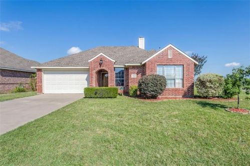 725 Remington Dr, Cleburne, TX 76033-7130