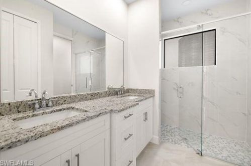 4623 5th St, Lehigh Acres, FL
