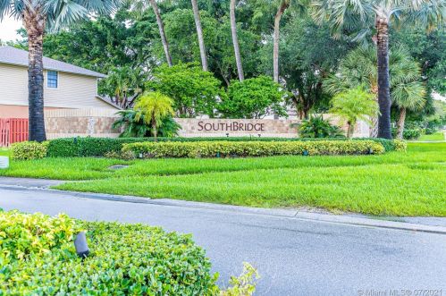 460 103rd Ter, Hollywood, FL 33026-5994