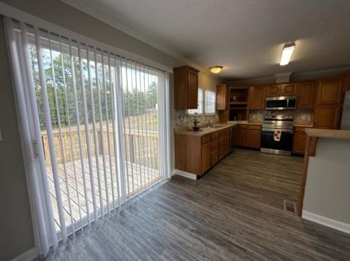 124 Ridgeland Dr, North Augusta SC  29841-9201 exterior