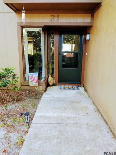 21 Fairways Cir, Palm Coast FL  32137-8015 exterior
