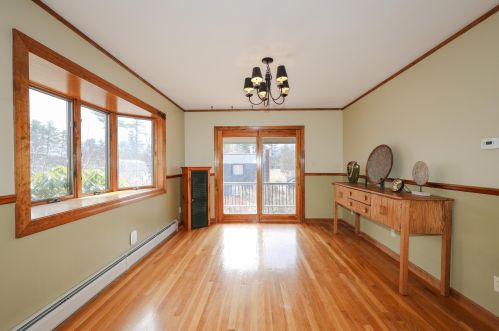 16 10th St, Kingston NH  03848-3717 exterior