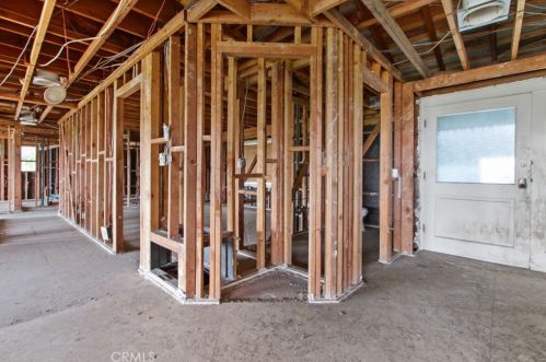 15980 Carmenia Dr, Whittier CA  90603-1212 exterior