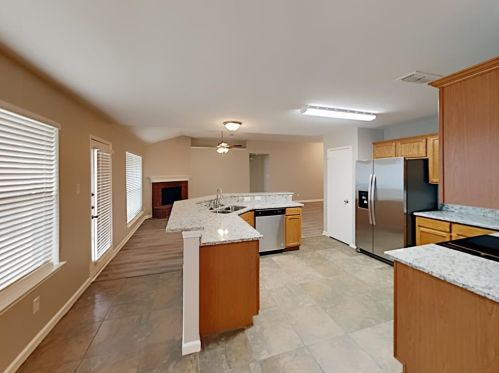 966 Cedar Ridge Ln, Burleson TX  76028-8125 exterior