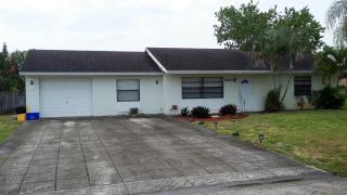 2702 Northside Dr, Lake Worth FL  33462-3844 exterior
