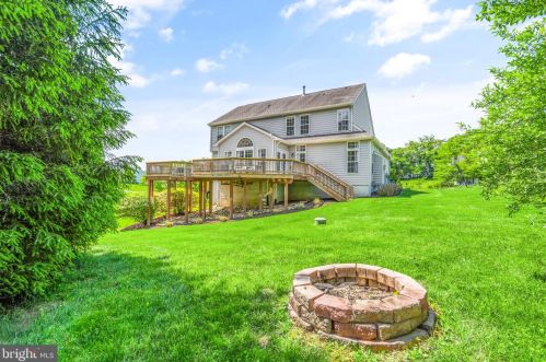 12020 Morningstar Pl, Lovettsville VA  20180-1925 exterior