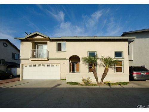 9122 Walnut St, Bellflower, CA 90706-5681