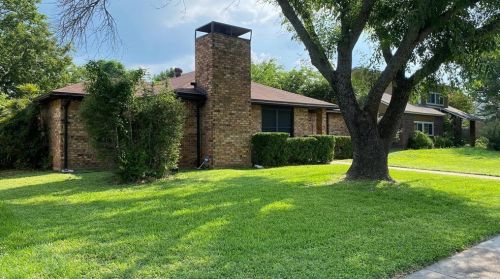 7442 Bayberry Ln, Dallas, TX 75249-1015
