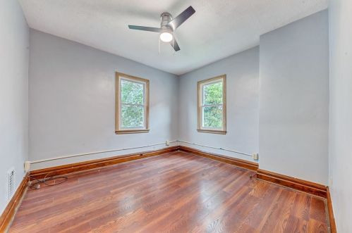 328 Moody Ave, New Castle PA  16105-2487 exterior