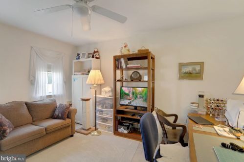 15 Meadowview Dr, Pilesgrove NJ  08098-2539 exterior