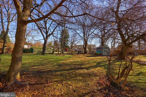 268 Walton St, Lemoyne PA  17043-2024 exterior