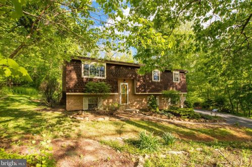 100 Hilldale Rd, Etters PA  17319-9469 exterior