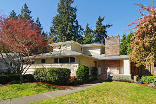 4318 87th St, Seattle, WA 98115-3825