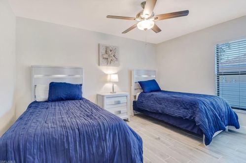 2227 2 Ter, Cape Coral FL  33990-1024 exterior