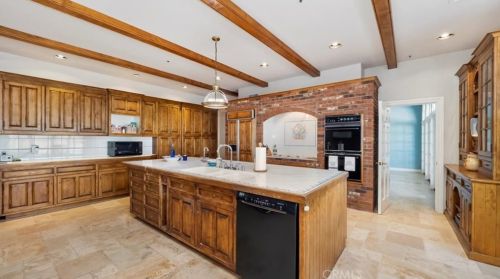 2229 Euclid Ave, Upland CA  91784-1305 exterior