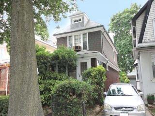 1064 29th St, Brooklyn, NY 11210-3744