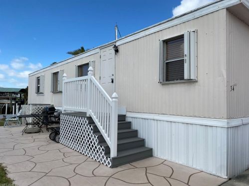 34 Emily Ln, Fort Myers Beach, FL 33931-2933