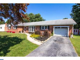 98 Georgia Rd, Pennsville, NJ 08070-2950