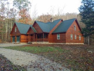 842 Dewind Dr, Pikeville, TN 37367-4207