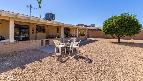 12832 Meeker Blvd, Sun City AZ 85375-3725 exterior