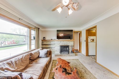 2728 Mcnair Dr, Minneapolis, MN 55422-3738