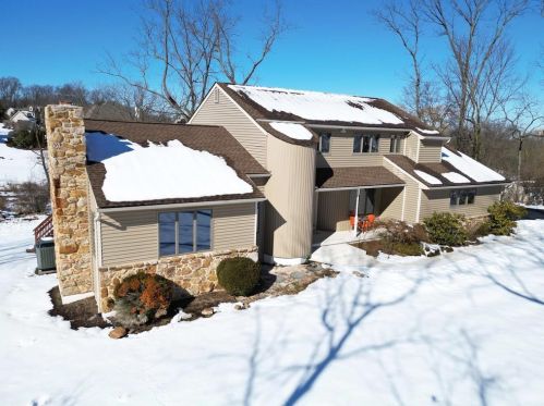 5767 Bel Air Dr, Coopersburg, PA 18036-1837