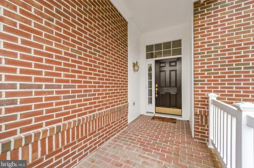 13187 Ormond Dr, Bristow, VA 20136-3508