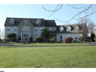 2502 Spring Creek Rd, Lansdale, PA 19446-7400
