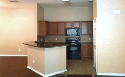 922 Walnut St, Burleson TX  76028-8416 exterior