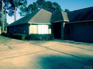 5534 Navaho Dr, Pensacola, FL 32507-8742