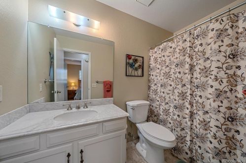 7815 Kettle Ave, Englewood CO 80112-2627 exterior